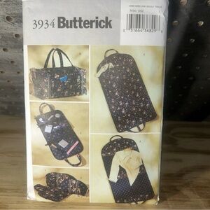 Vintage Butterick 3934  Sewing Pattern For 5 Different Tavel Accessories